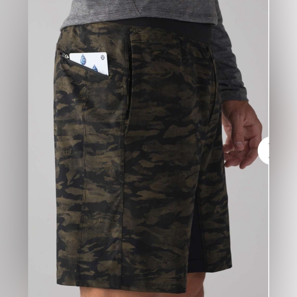 Lululemon T.H.E. Short 9" *Linerless
USL